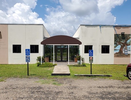 Photo of exterior of Mossy Pond Library